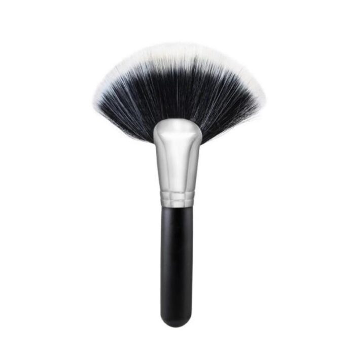 Morphe Deluxe Fan Brush M495 - Image 1