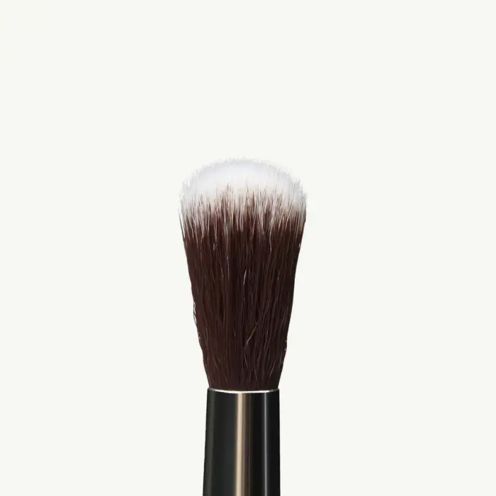 Anastasia Beverly Hills A26 Pro Crease Blending Brush - Image 2