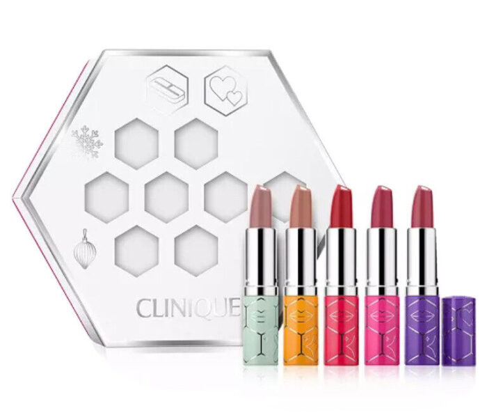 Clinique Kisses Lipstick Set - Image 1