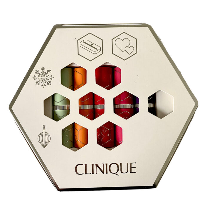 Clinique Kisses Lipstick Set - Image 4