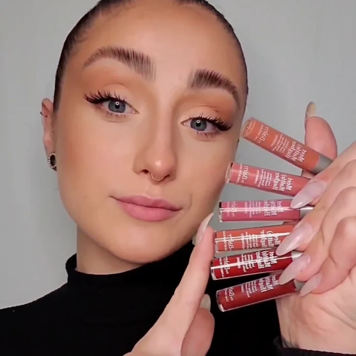 ⁦ذا بالم طقم لب ستيك سائل مييت مات هيوز سان فرانسيسكو⁩ - الصورة ⁦2⁩